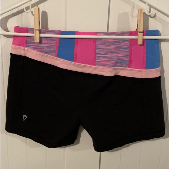 Ivivva Girls 12 Reversible Yoga Shorts Black Lulu - Picture 4 of 9